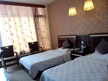 Chengdu Thanks Giving Hotel CTU Exteriör bild